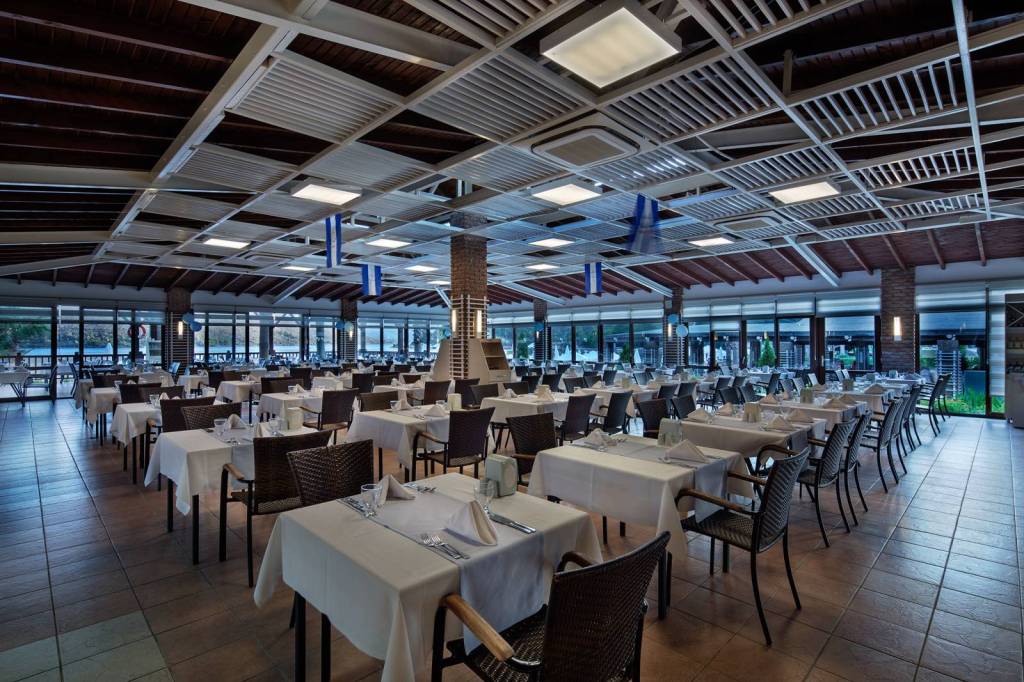 CRYSTAL GREEN BAY RESORT & SPA 5★