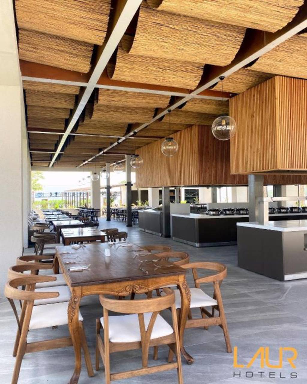 LAUR HOTEL EXPERIENCE & LAUR HOTELS ELEGANCE 5★