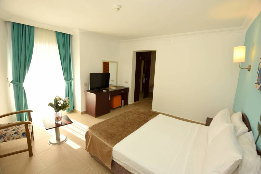 YELKEN MANDALINCI SPA & WELLNESS HOTEL 4★