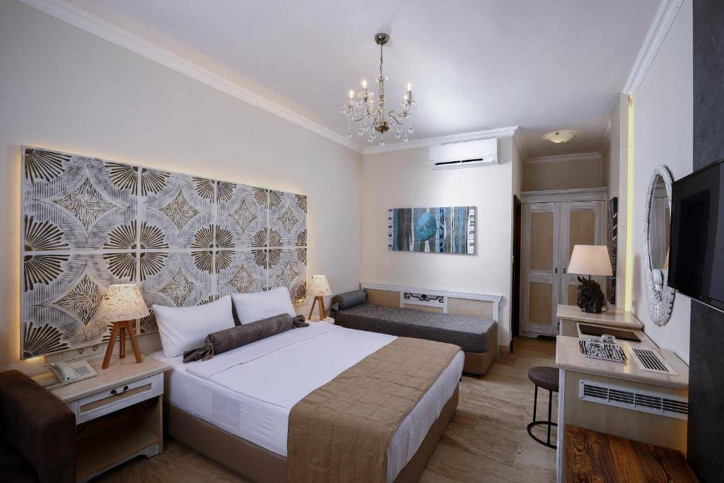 CACTUS FLEUR BEACH CLUB & AQUAPARK 4★