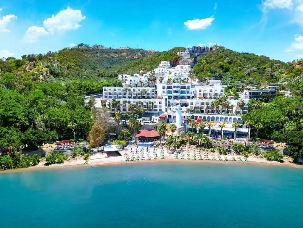 JURA HOTELS BODRUM RESORT 4★