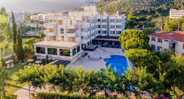 AKBULUT HOTEL & SPA 4★
