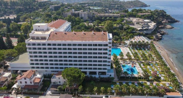 HOTEL GRAND EFE 4★