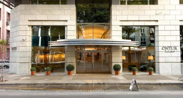 ONTUR HOTEL IZMIR 4★
