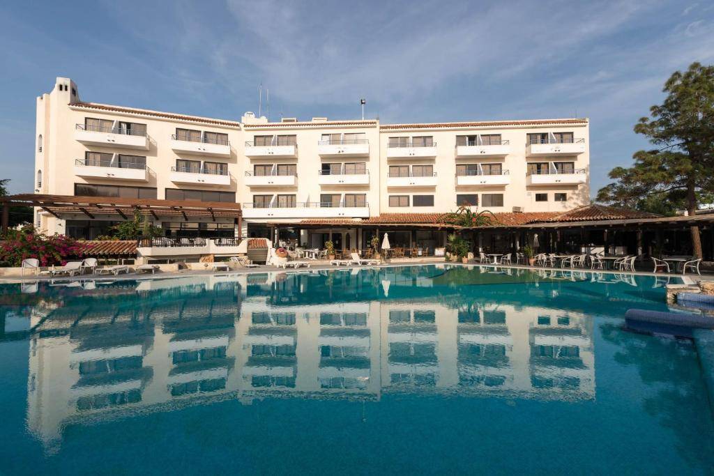 PAPHOS GARDENS HOLIDAY RESORT - HOTEL 3★