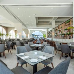 LOUIS PHAETHON BEACH 4★