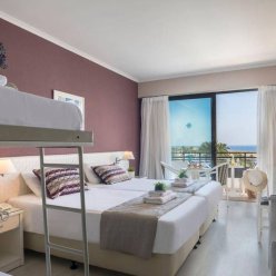 PAVLO NAPA BEACH 4★