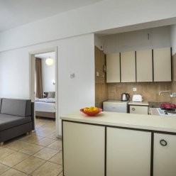 COSTANTIANA BEACH HOTEL APARTMENTS 3★