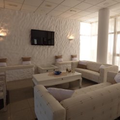 AMORE HOTEL APARTMENTS 2★