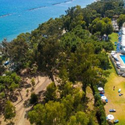 PARK BEACH HOTEL 3★