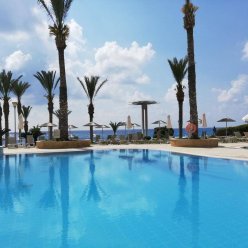 ST. GEORGE GARDENS 4 ★