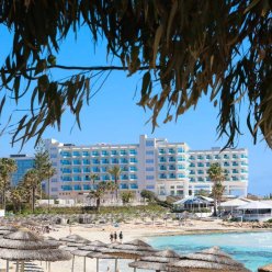 NISSIBLU BEACH RESORT 5★