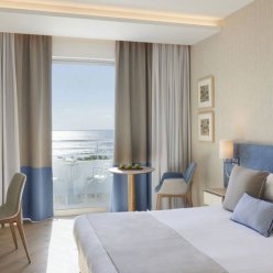 MEDITERRANEAN BEACH 4★