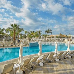 OLYMPIC LAGOON RESORT 5 ★