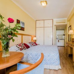 ESTELLA HOTEL APARTMENTS 3★