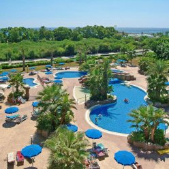 NISSIANA HOTEL & BUNGALOWS 3★