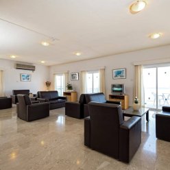 SUNNY HILLS HOTEL APTS 3★