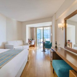 GOLDEN BAY BEACH 5★