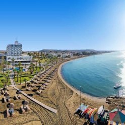 GOLDEN BAY BEACH 5★