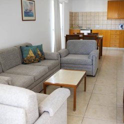 SUN HALL BEACH HOTEL APARTMENTS 3★