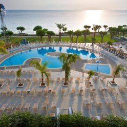 PERNERA BEACH HOTEL 4★