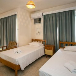 BARBARA ANNEX APTS 2★