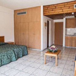 ANTHEA APARTMENTS 2★