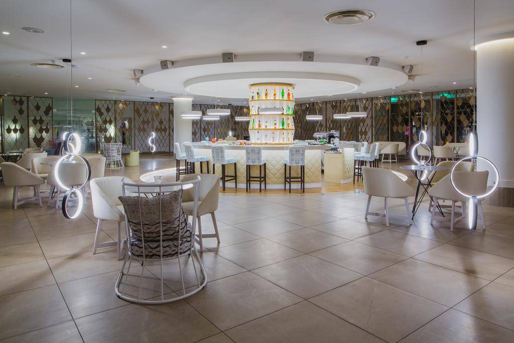 NAPA PLAZA (tikai pieaugušajiem, 16+) 4★