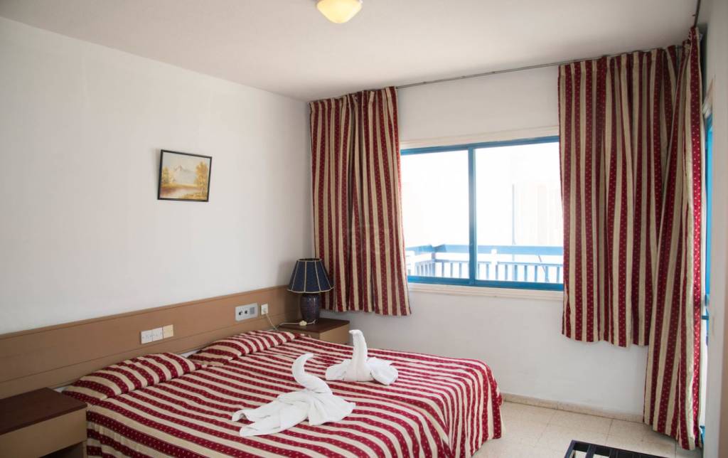 PAPHIESSA HOTEL AND HOTEL APTS 3 ★