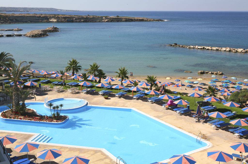 CORALLIA BEACH HOTEL APARTMENTS 3 ★