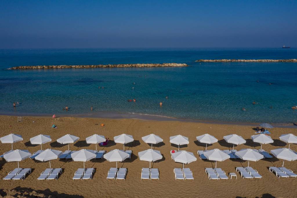 VENUS BEACH HOTEL 5★