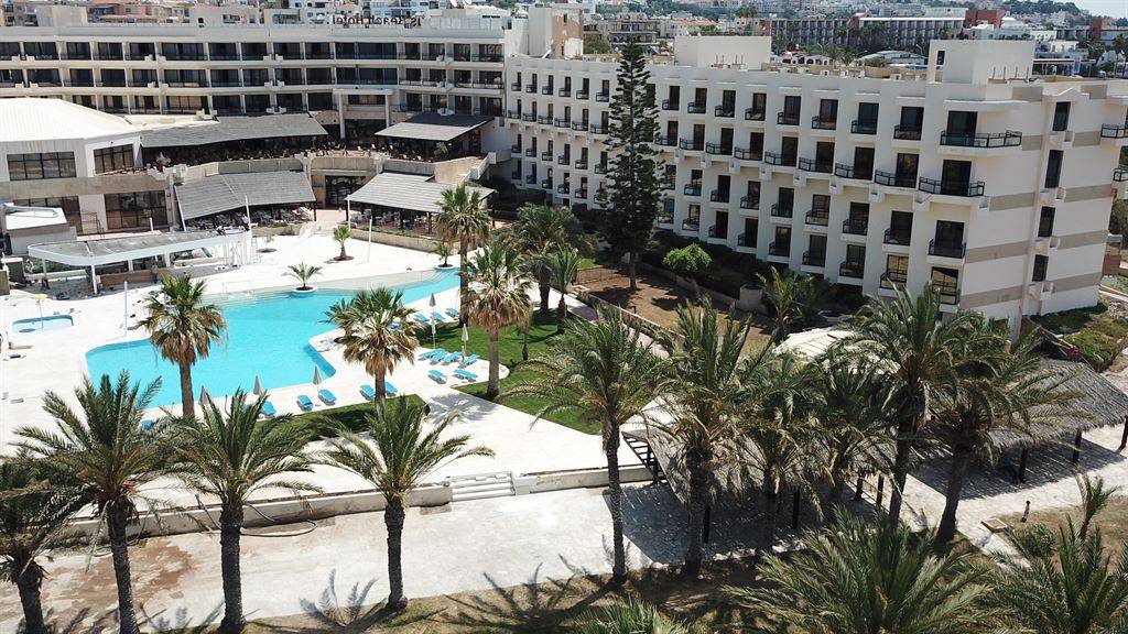 VENUS BEACH HOTEL 5★