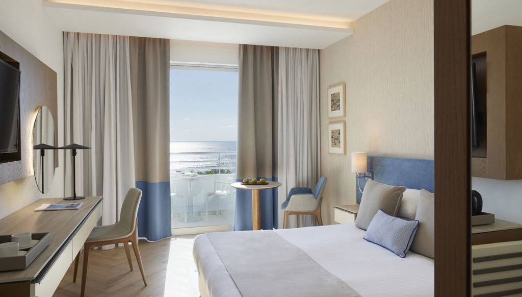 MEDITERRANEAN BEACH 4★