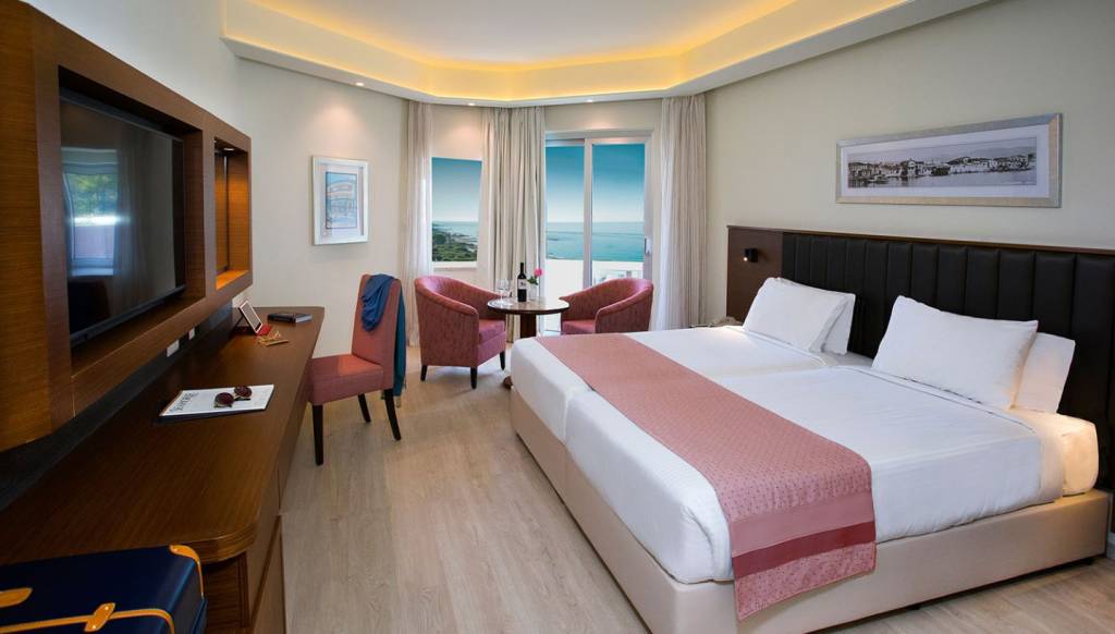 ST RAPHAEL RESORT 5★