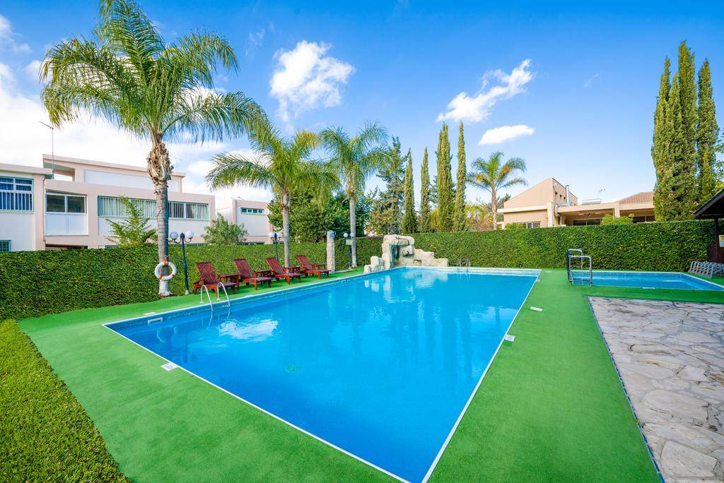 ESTELLA HOTEL APARTMENTS 3★