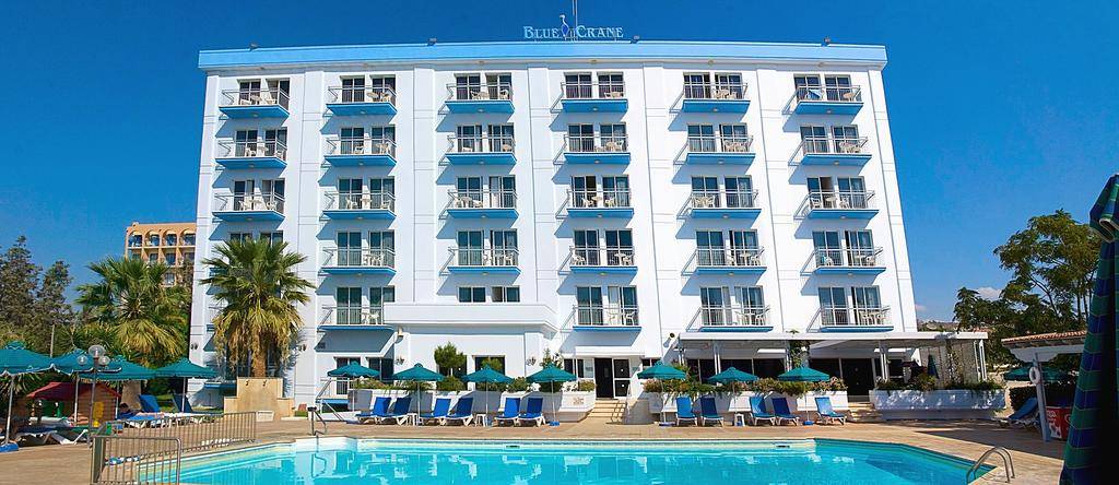 BLUE CRANE HOTEL APARTMENTS 3★