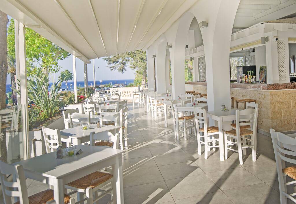 CHRYSTALLA HOTEL 3★