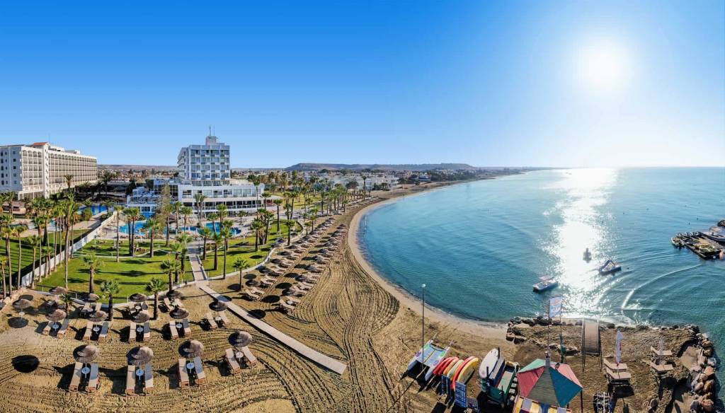 GOLDEN BAY BEACH 5★