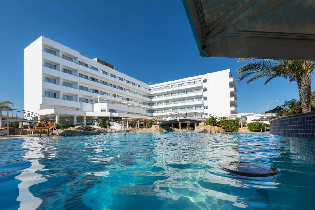 TASIA MARIS BEACH HOTEL & SPA (tikai pieaugušajiem, 14+) 4★