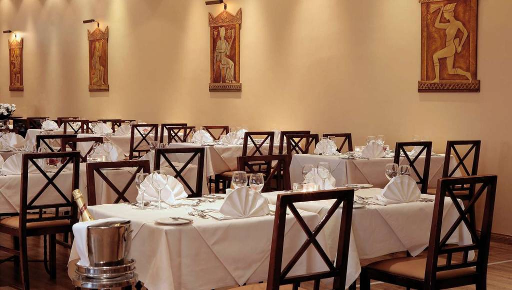 GOLDEN COAST BEACH 4★