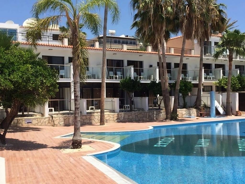 PAMBOS NAPA ROCKS 2★