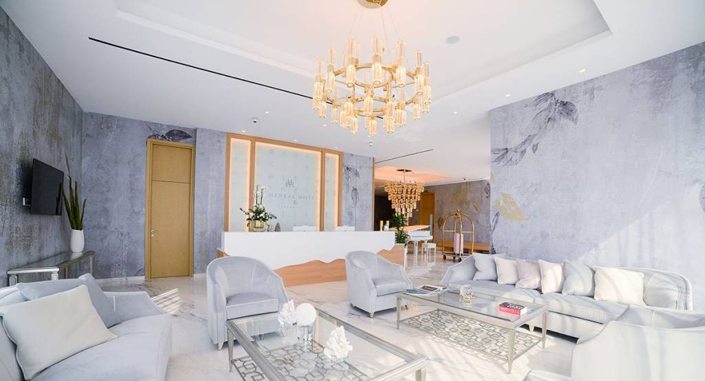 AT HERBAL BOUTIQUE HOTEL & SPA 4★