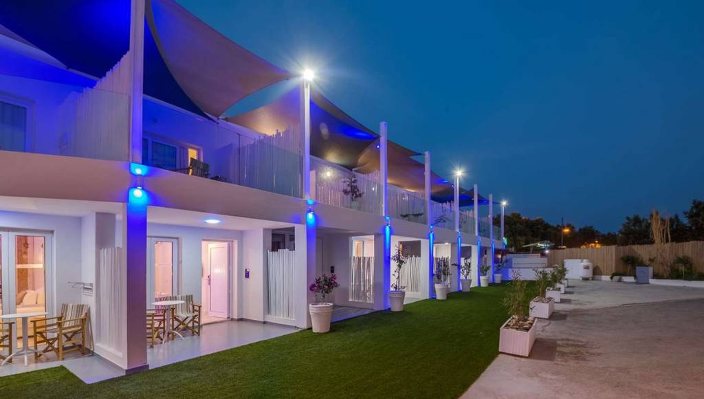 BLUE HARBOUR BOUTIQUE 3★