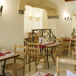 SUNFLOWER HOTEL 3★