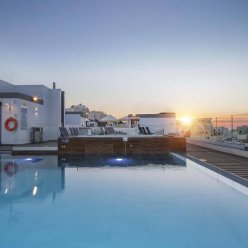 SOLANA HOTEL AND SPA 4★