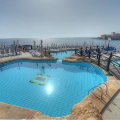 RADISSON BLU ST JULIANS RESORT 5★