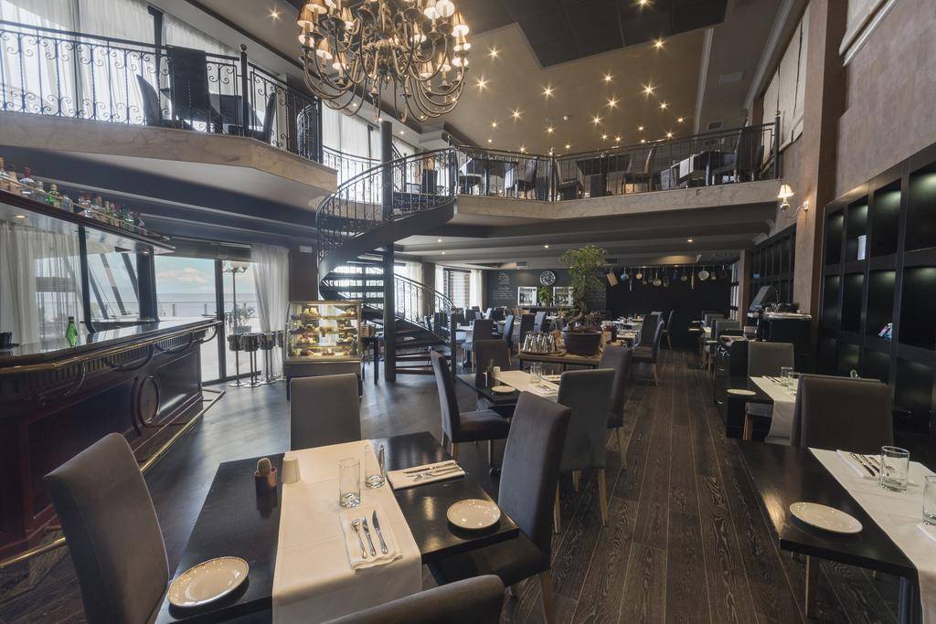 RADISSON BLU ST JULIANS RESORT 5★