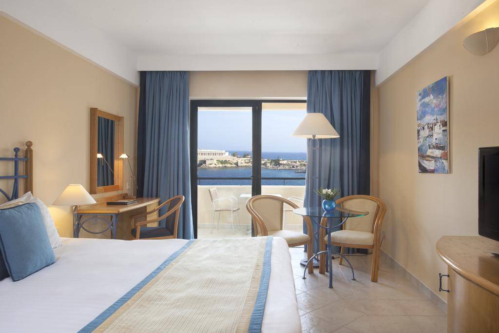 MARINA HOTEL AT THE CORINTHIA BEACH RESORT 4★