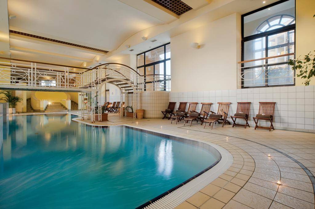 MARINA HOTEL AT THE CORINTHIA BEACH RESORT 4★