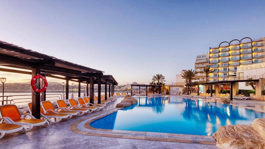 AX SUNNY COAST RESORT & SPA 4★